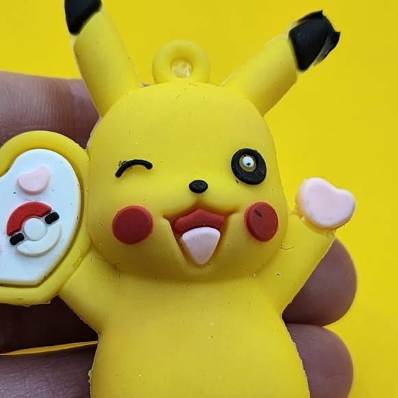 Pokemon Mixed Lot Larvitar Battle Figure & Pikachu - Picture 7 of 8